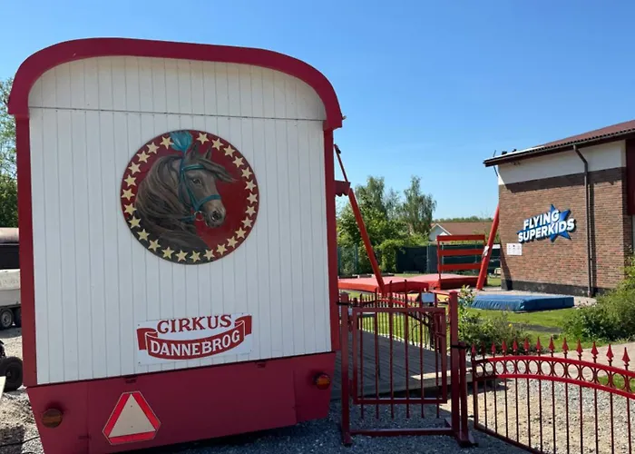 Unik Cirkusvogn I Århus